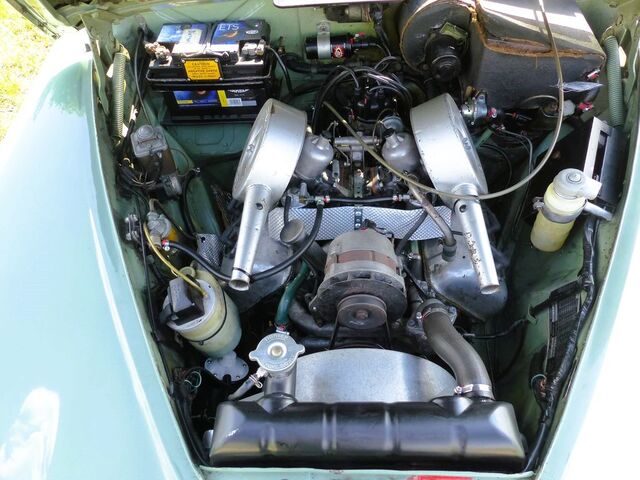 Daimler V8-250 V8-250