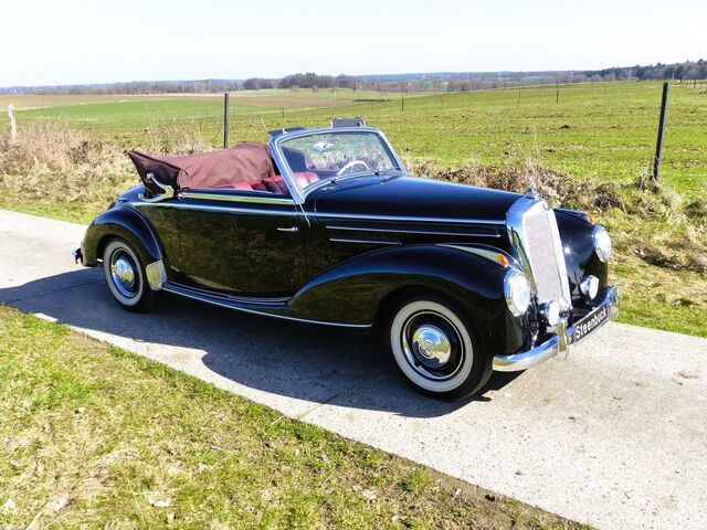 Mercedes-Benz 220 220 Cabriolet A