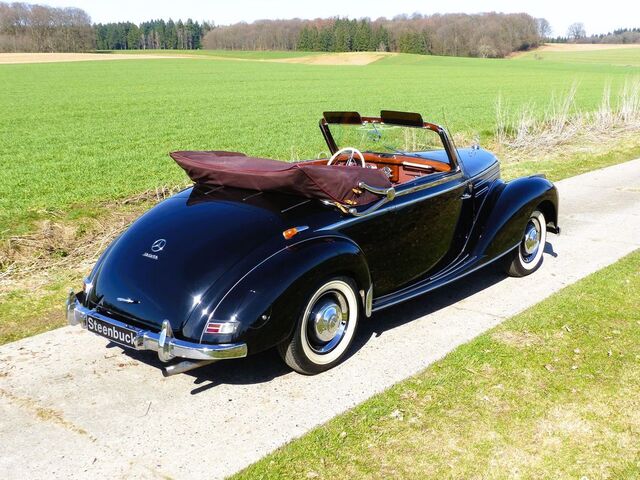 Mercedes-Benz 220 220 Cabriolet A