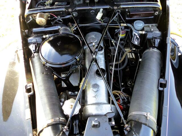 Mercedes-Benz 220 220 Cabriolet A