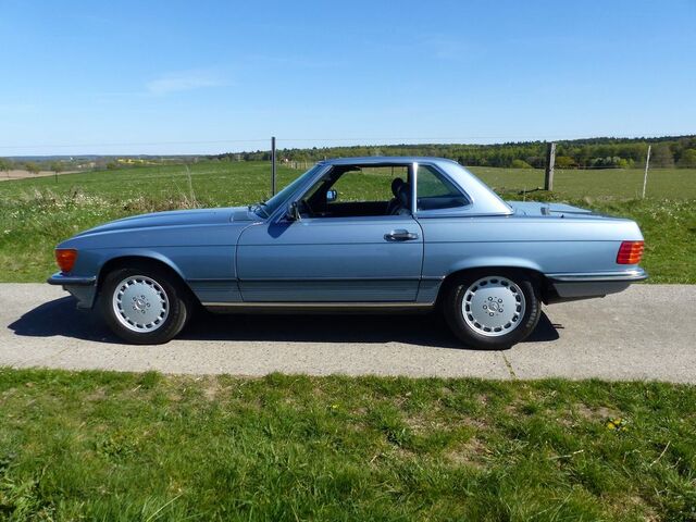 Mercedes-Benz SL-Klasse 560 SL