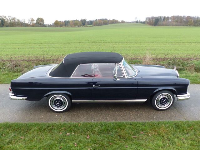 Mercedes-Benz 220 220 SE b