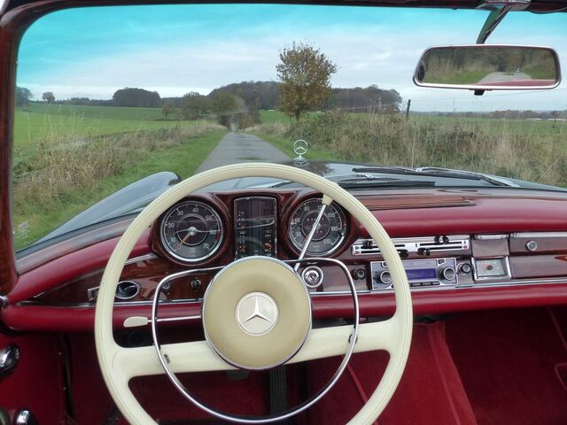 Mercedes-Benz 220 220 SE b