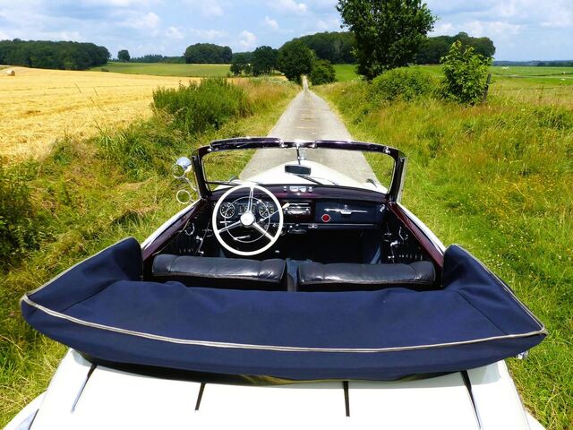 Mercedes-Benz 220 220 Cabriolet A