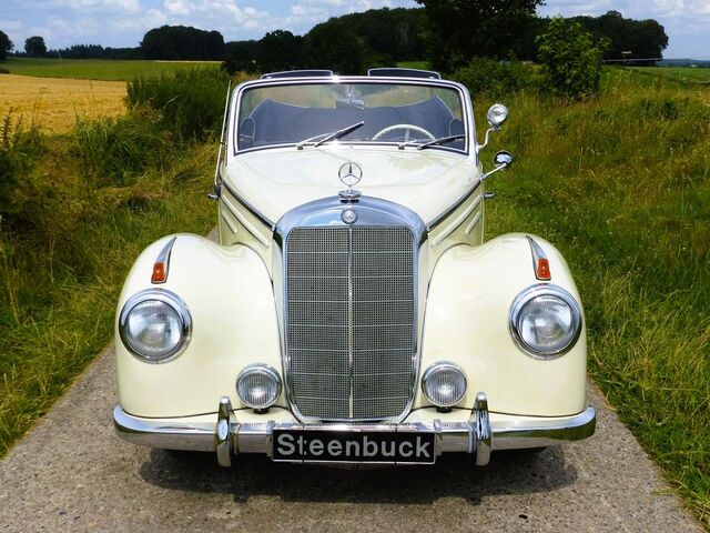 Mercedes-Benz 220 220 Cabriolet A