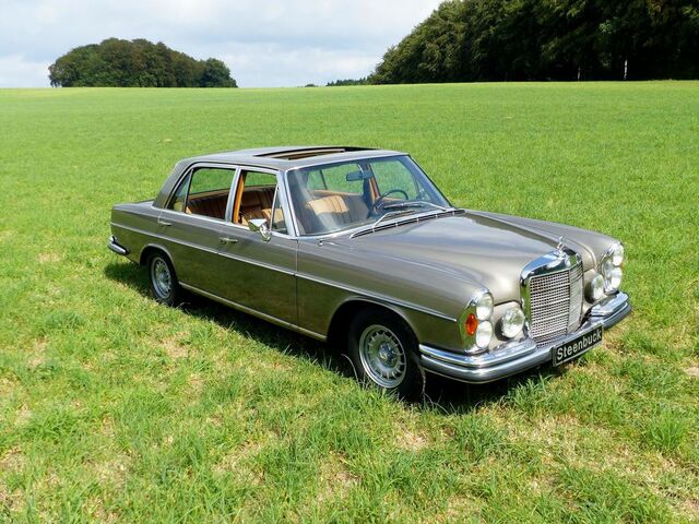 Mercedes-Benz 300 300 SEL 6.3