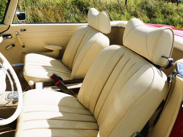 Mercedes-Benz SL-Klasse 280 SL