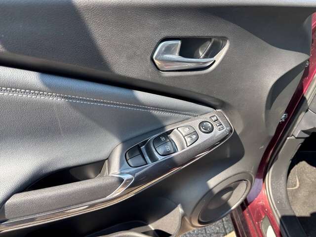 NISSAN Juke Tekna - 19 Zoll Ansicht 9 für Fahrzeugdetailseite