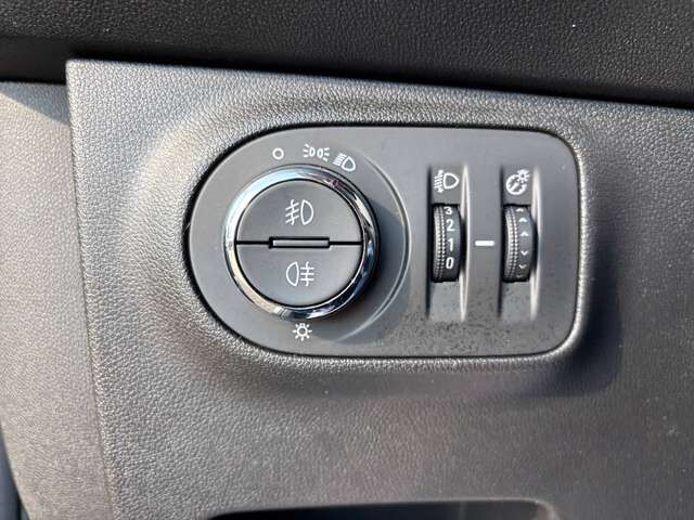 OPEL Corsa ON Ansicht 18 für Fahrzeugdetailseite