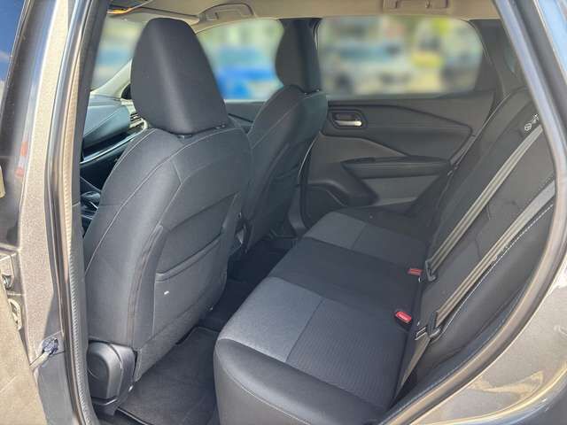 NISSAN Qashqai N-Connecta 4x4 Ansicht 19 für Fahrzeugdetailseite