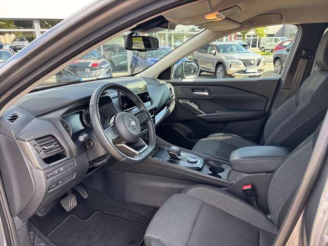 NISSAN Qashqai N-Connecta 4x4 Ansicht 9 für Fahrzeugdetailseite