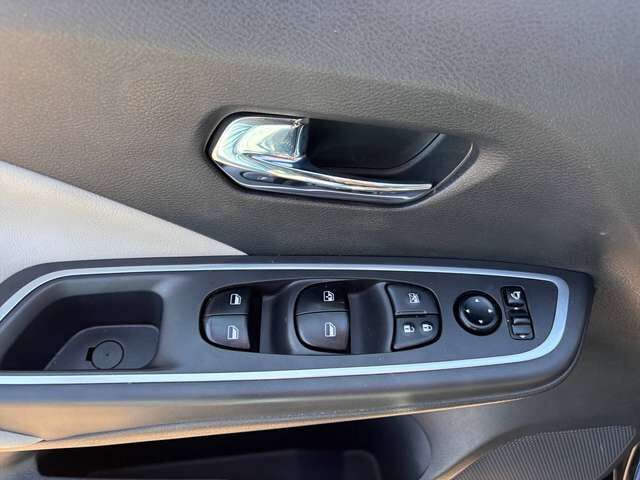 NISSAN Micra N-Design mit SHZ Ansicht 9 für Fahrzeugdetailseite