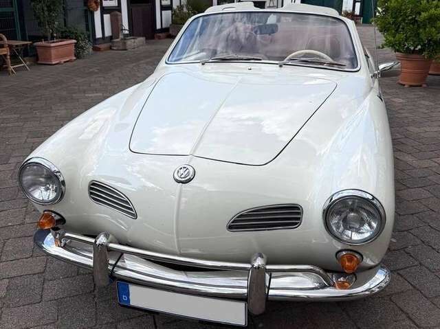 VW Karmann Ghia Cabrio *** komplett restauriert