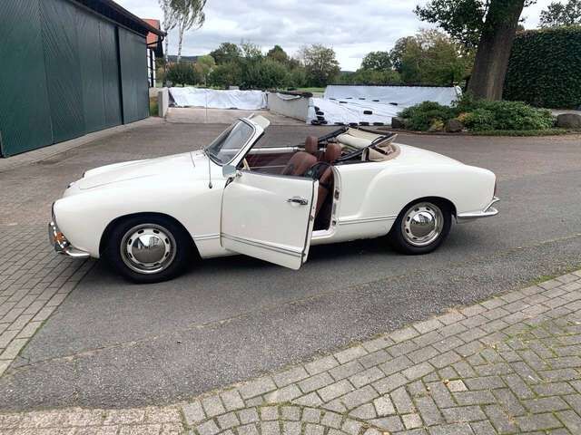 VW Karmann Ghia Cabrio *** komplett restauriert