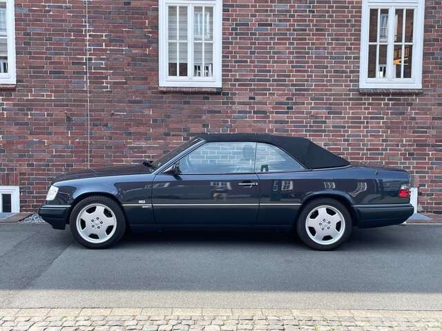 Mercedes-Benz E220 E-Klasse Cabrio *** geringe Laufleistung