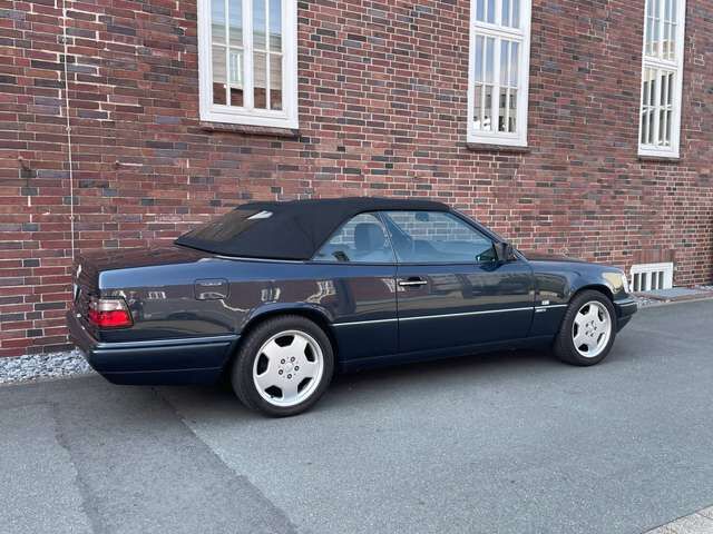 Mercedes-Benz E220 E-Klasse Cabrio *** geringe Laufleistung