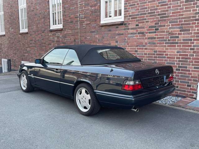 Mercedes-Benz E220 E-Klasse Cabrio *** geringe Laufleistung