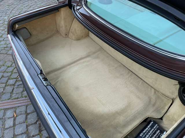 Mercedes-Benz SLC 280 *** original 117.065 km und sehr schön!