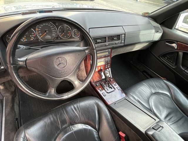 Mercedes-Benz SL 320 *** neues Verdeck, geringe Laufleistung