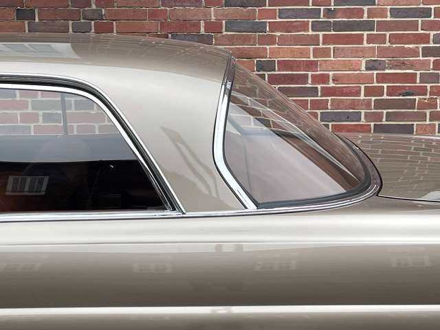 Mercedes-Benz 220 SEb W111 Coupe *** komplett restauriert