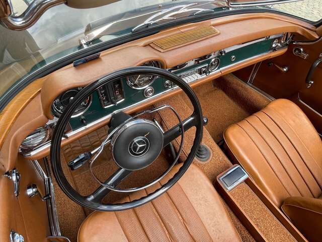 Mercedes-Benz SL 230 Pagode W113 *** deutsche Auslieferung