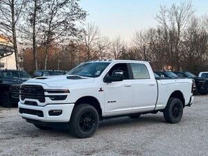 Dodge RAM 3500 Laramie RamBox Night Crew 6.7HO 8 Gang