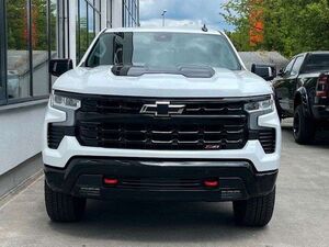 Chevrolet Silverado 1500 Crew Cab Trail Boss-Voll-6.2 MY26