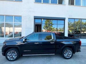 GMC Sierra 1500 Denali Crew Cab