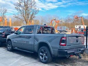 Dodge RAM 1500 Big Horn  BUILT TO SERVE