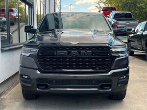 Dodge RAM Ram 1500 Crew Cab Limited Night 5.7l V8 sofort