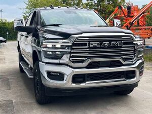 Dodge RAM 2500 Crew Cab Laramie 6.7l HO