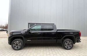GMC Sierra 1500 AT4 Crew Cab Short Finanz.