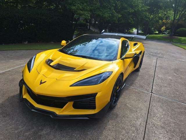 Corvette ZR1 ZR1 Coupe 3LZ ZDK Paket ZULASSUNGSFERTIG 2026