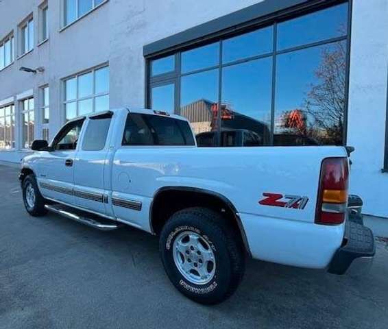 Chevrolet Silverado LS 1500 Pickup Z71 Allrad