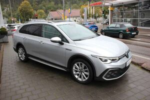 VW Golf VIII Variant Alltrack 2.0 TDI 4Motion DSG