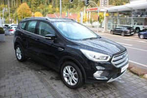 Ford Kuga Titanium 1.5 EcoBoost Klima,PDC,SHZ,BT