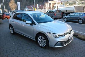 VW Golf VIII Lim. Active 2.0 TDI DSG Navi,ACC,AHK