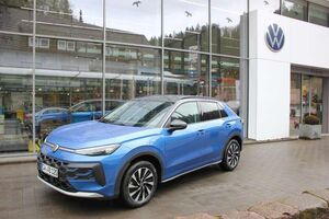 VW T-Roc Life 1.5 eTSI DSG LED,Navi,SHZ,Kamera,BT