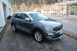 VW T-Roc Active 1.5 TSI DSG AHK,Navi,PDC,ACC,APP