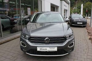 VW T-Roc Active 1.5 TSI Navi,LED,PDC,SHZ,ACC,AHK