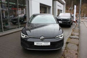 VW Golf VIII Lim. Life 1.0 eTSI DSG Navi,LED,PDC