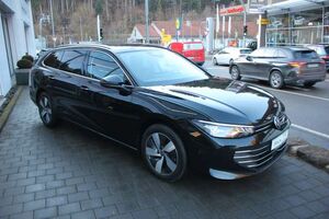 VW Passat Variant 1.5 eTSI Business Navi,LED,AHK,AC