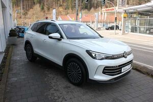 VW Tiguan Elegance 2.0 TDI DSG AHK,Standheizung,LED