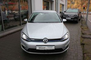 VW Golf VII Lim. e-Golf 32 kWh Akku inkl. Navi,LED,