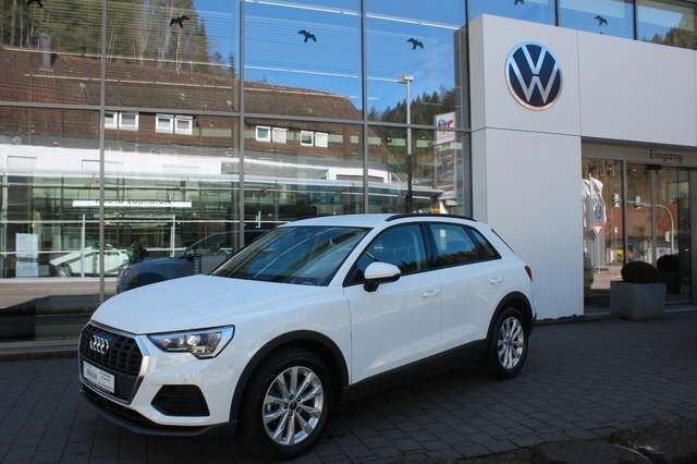 Audi Q3 35 1.5 TFSI Navi,AHK,ACC,PDC,SHZ,Kamera