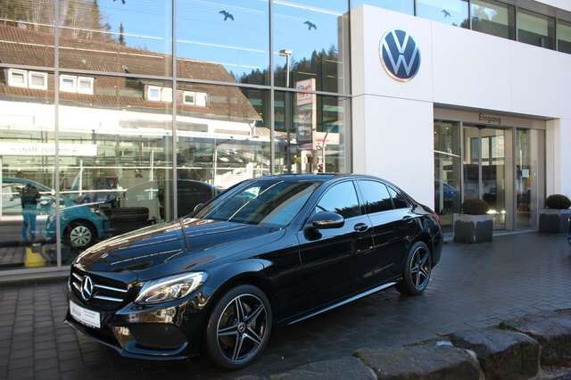 Mercedes-Benz C180 CGI AMG Line 9-GangAutomatik Navi,PDC,SHZ