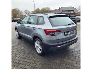 Skoda Karoq Style 1.5 TSI 110 Kw 6 Gang Schaltgetriebe*PTS*PAN