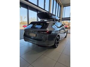 Skoda Superb Combi 2.0 TDI 142 kW 4x4 Sportline*AHK:CANTON*PANO