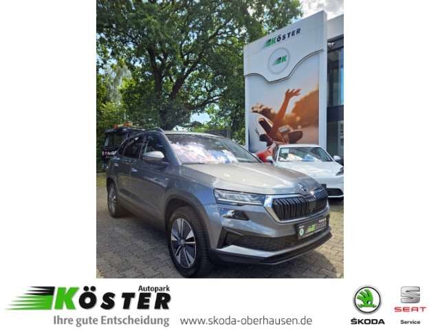 Skoda Karoq Tour 2.0 TDI 7 Gang DSG 4x4*ACC*AHK*NAV*PANO
