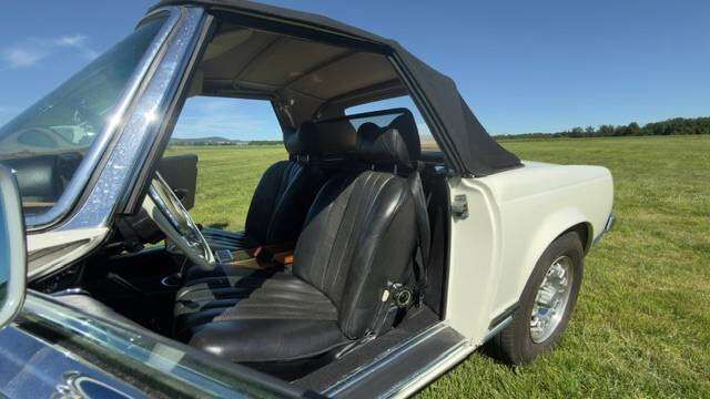 Mercedes-Benz SL 280 Pagode